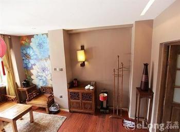 Nobles Living Castle Hotel Lijiang  Exterior foto
